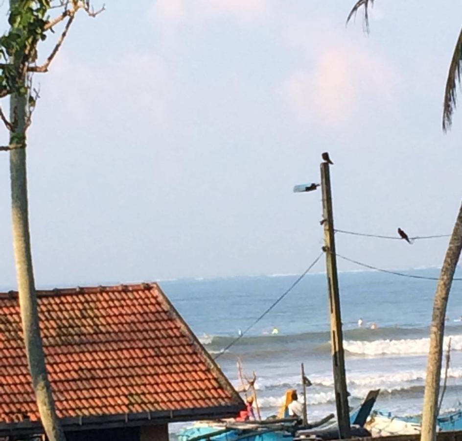 Seaview Paradise Inn Weligama Exteriör bild